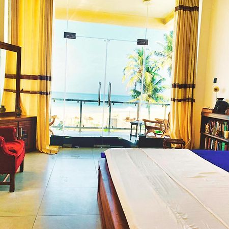 Kavin Beach Hotel ฮิกคาดูวา ภายนอก รูปภาพ