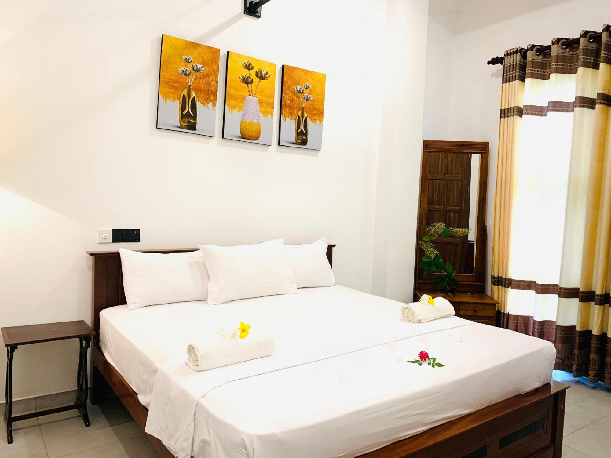 Kavin Beach Hotel ฮิกคาดูวา ภายนอก รูปภาพ