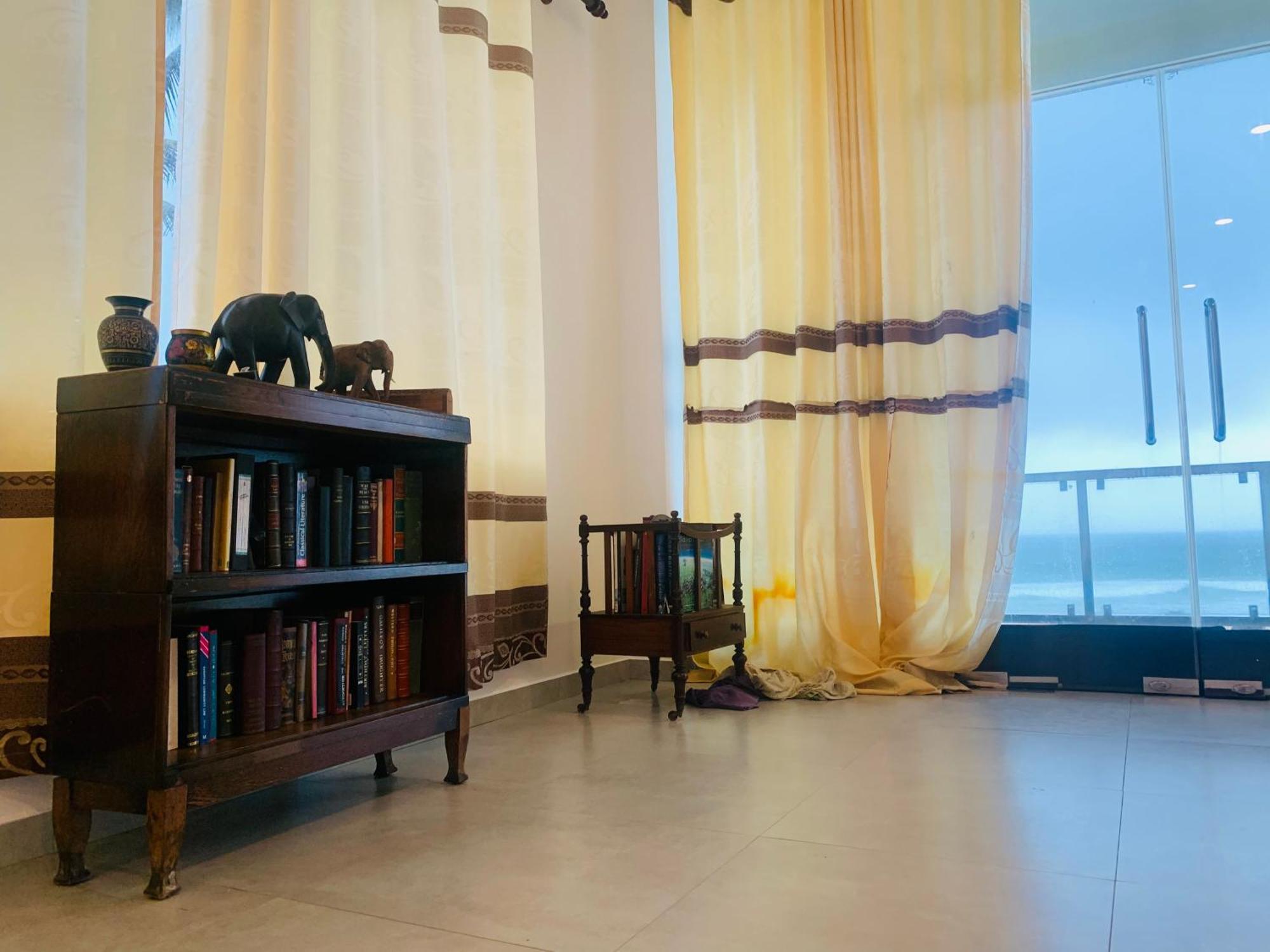 Kavin Beach Hotel ฮิกคาดูวา ภายนอก รูปภาพ